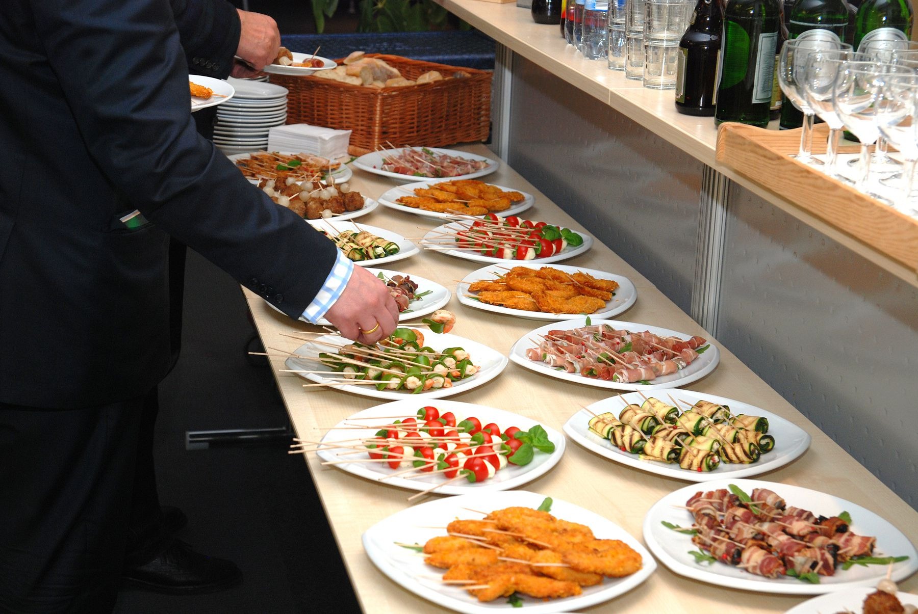 Catering Companies: What Tasks Do They Handle?